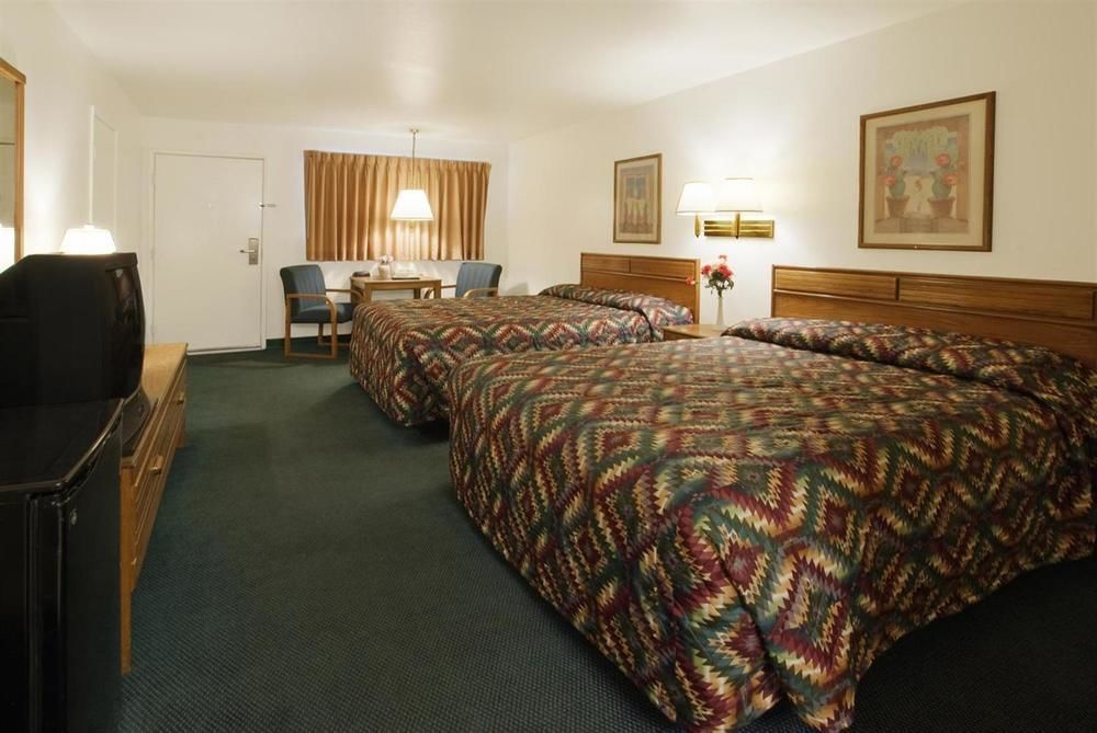 Americas Best Value Inn Needles Exteriér fotografie