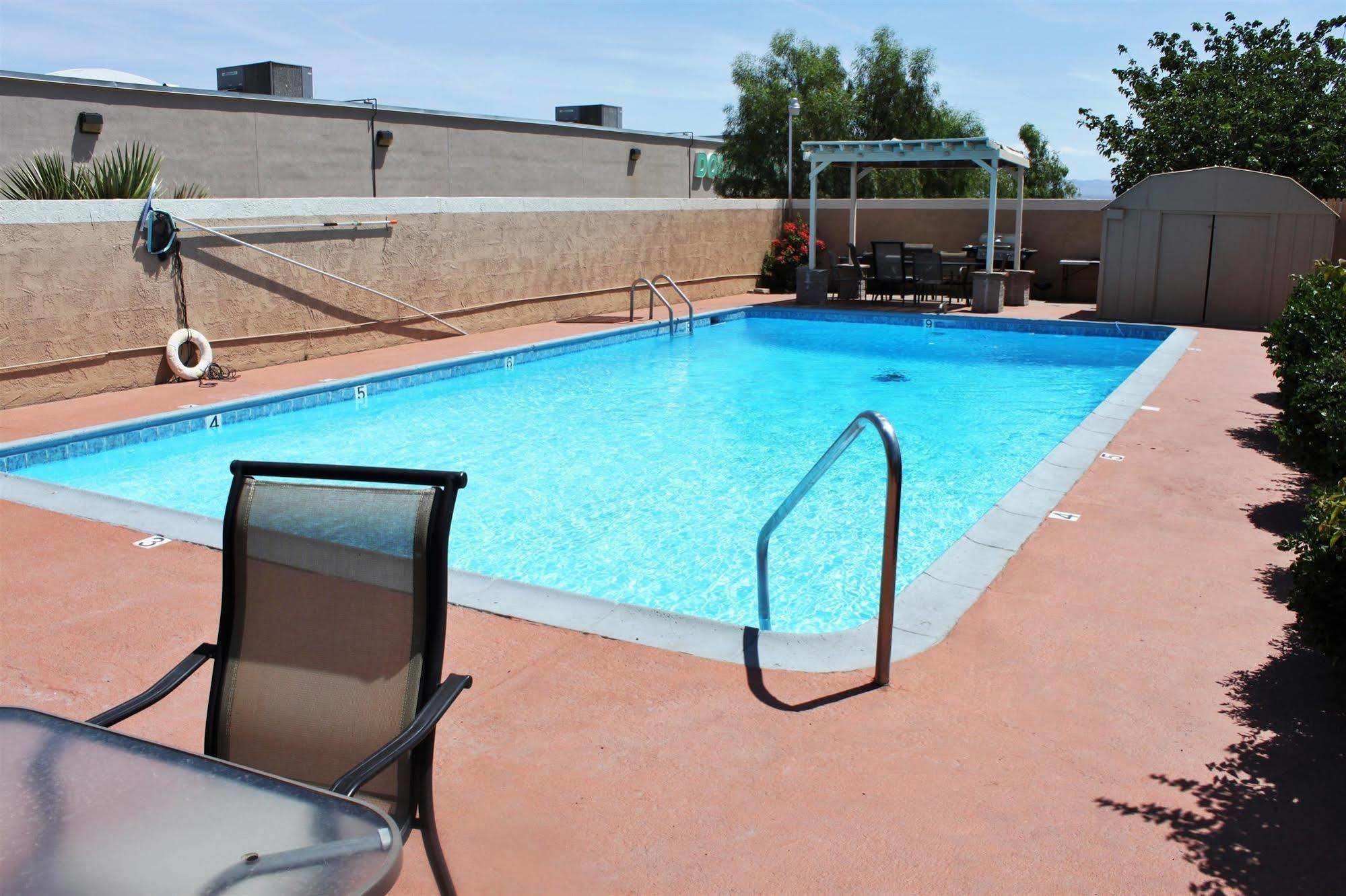 Americas Best Value Inn Needles Exteriér fotografie